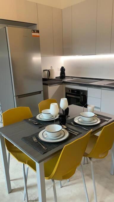 Dimora Di Privacy Fronte Parco E Ospedale Di Monza Apartment Lissone Exterior photo