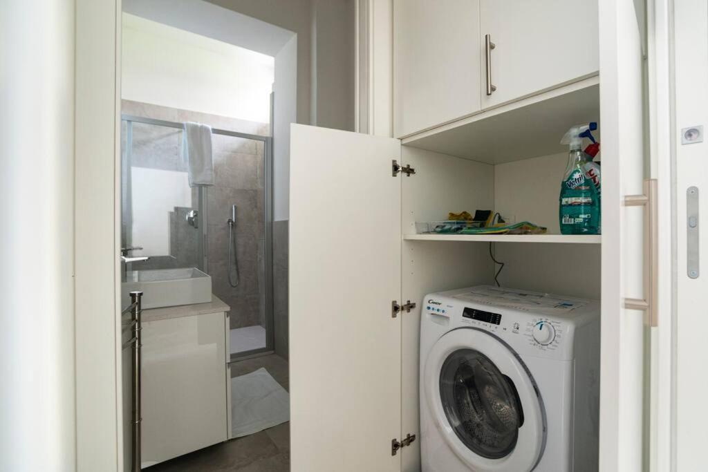 Dimora Di Privacy Fronte Parco E Ospedale Di Monza Apartment Lissone Exterior photo