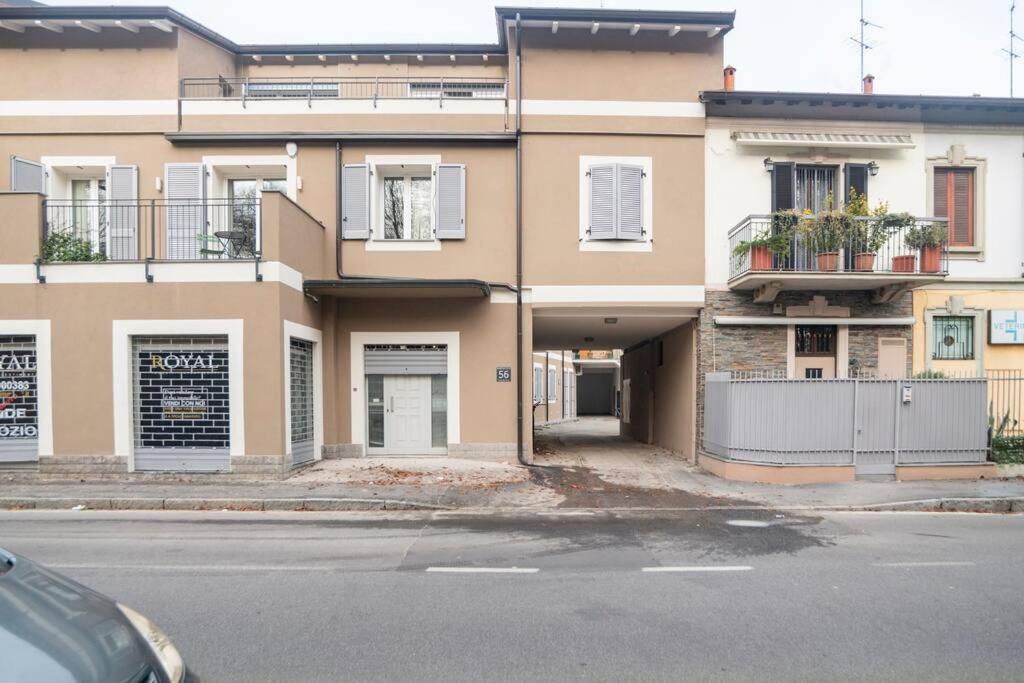 Dimora Di Privacy Fronte Parco E Ospedale Di Monza Apartment Lissone Exterior photo